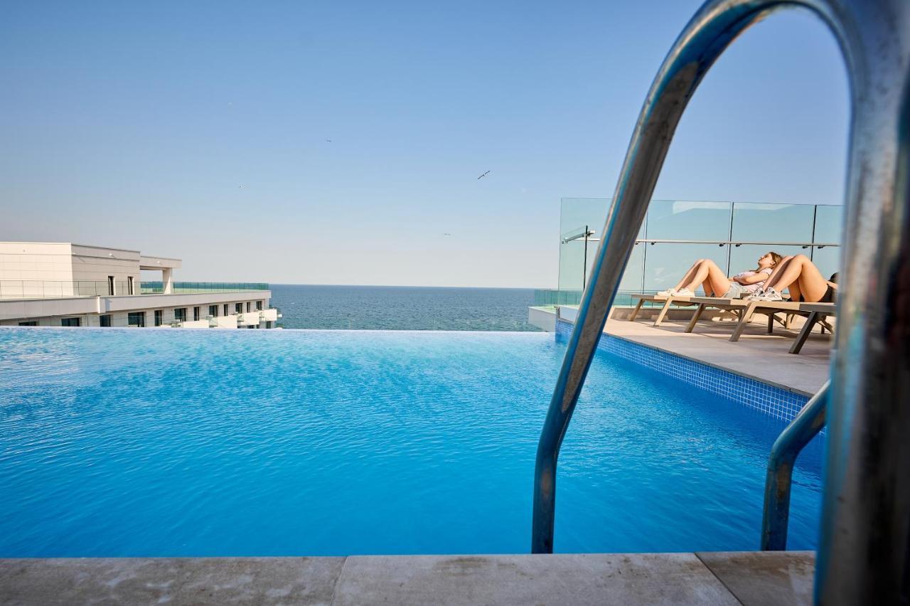 Appartement Perfect Sea View - Infinity Pool&Spa&Ev Friendly à Mamaia Extérieur photo